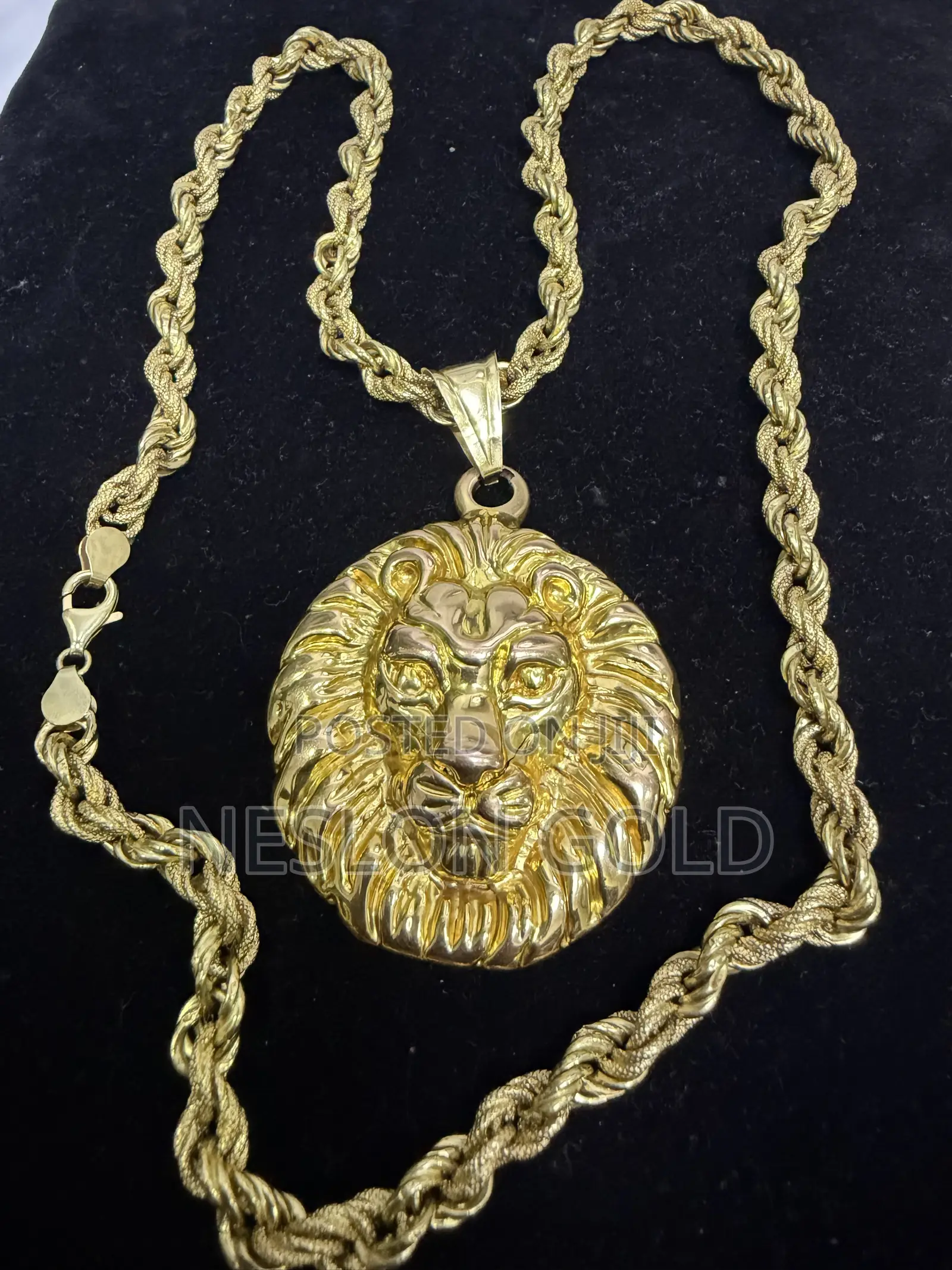 ITALY 750 Tested 18karat Solid Gold Necklace