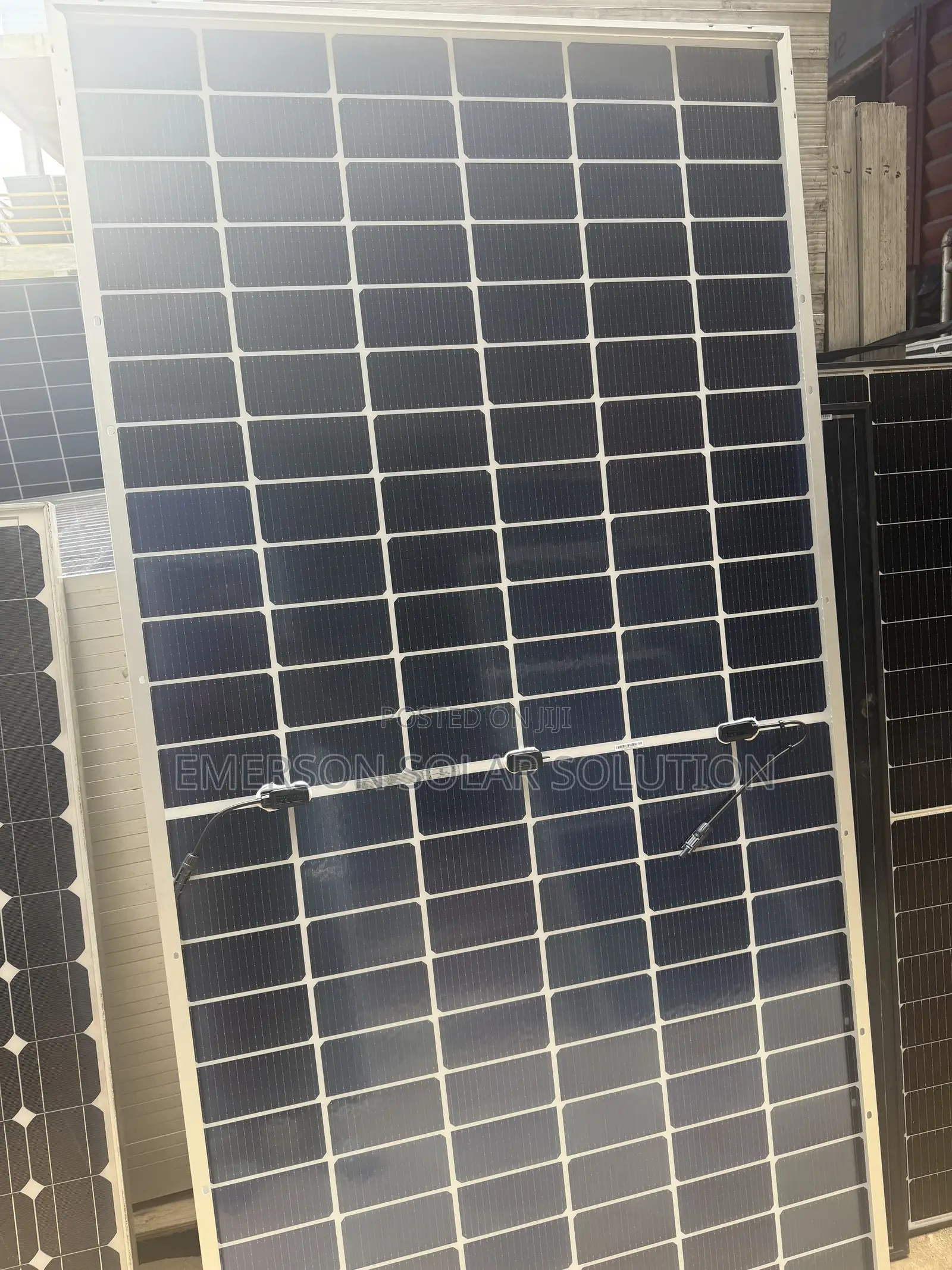 Jinko 500w High-Performance Bifacial Panel