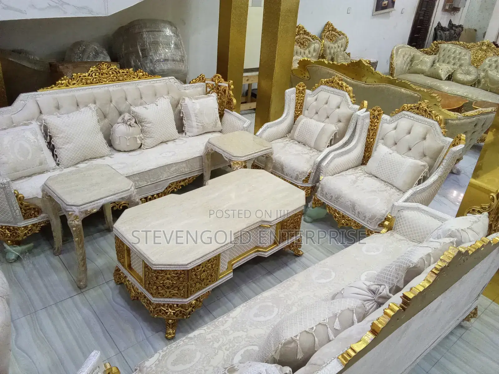 Grand Royal Sofa Set – Luxury & Elegant Design