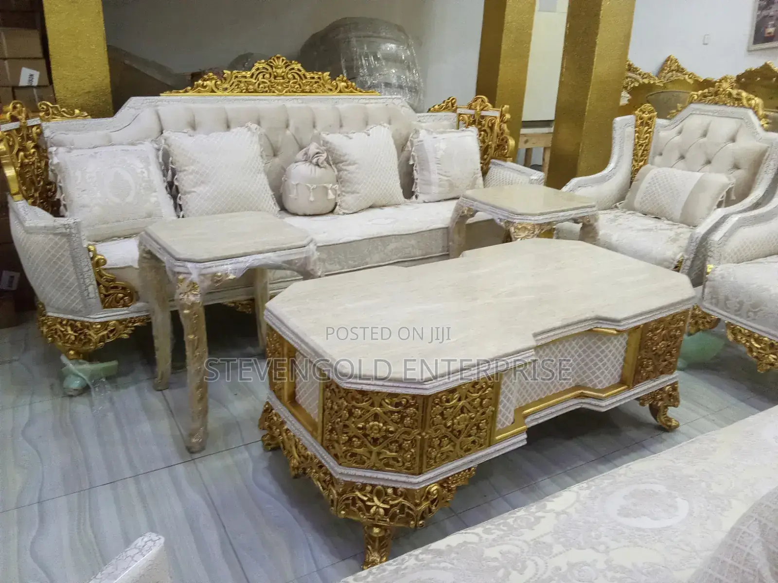 Grand Royal Sofa Set – Luxury & Elegant Design