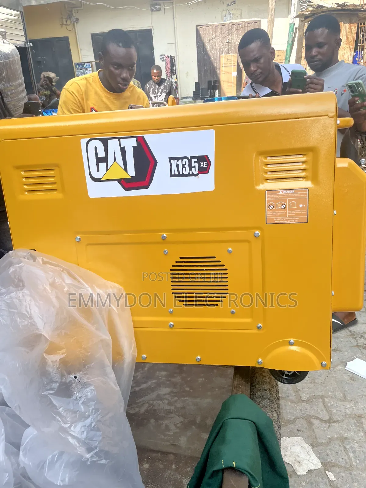 CAT X13.5XE Commercial Power Machine