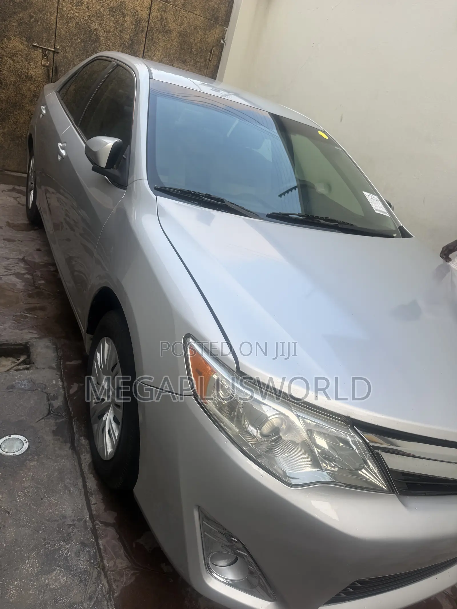 Toyota Camry LE 4dr Sedan (2.5L 4cyl 6A) 2013 Silver