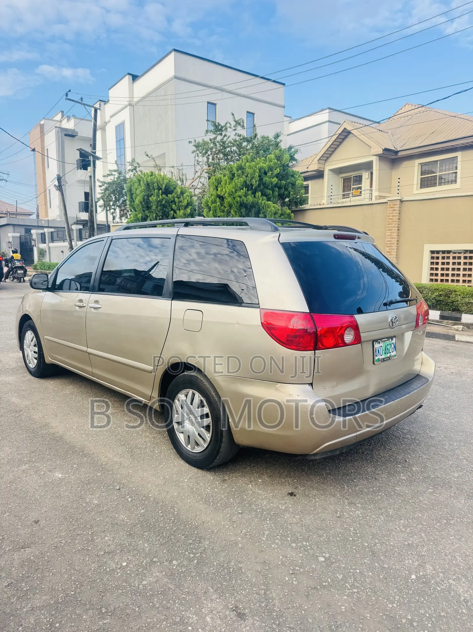 Toyota Sienna LE AWD 2008 Gold