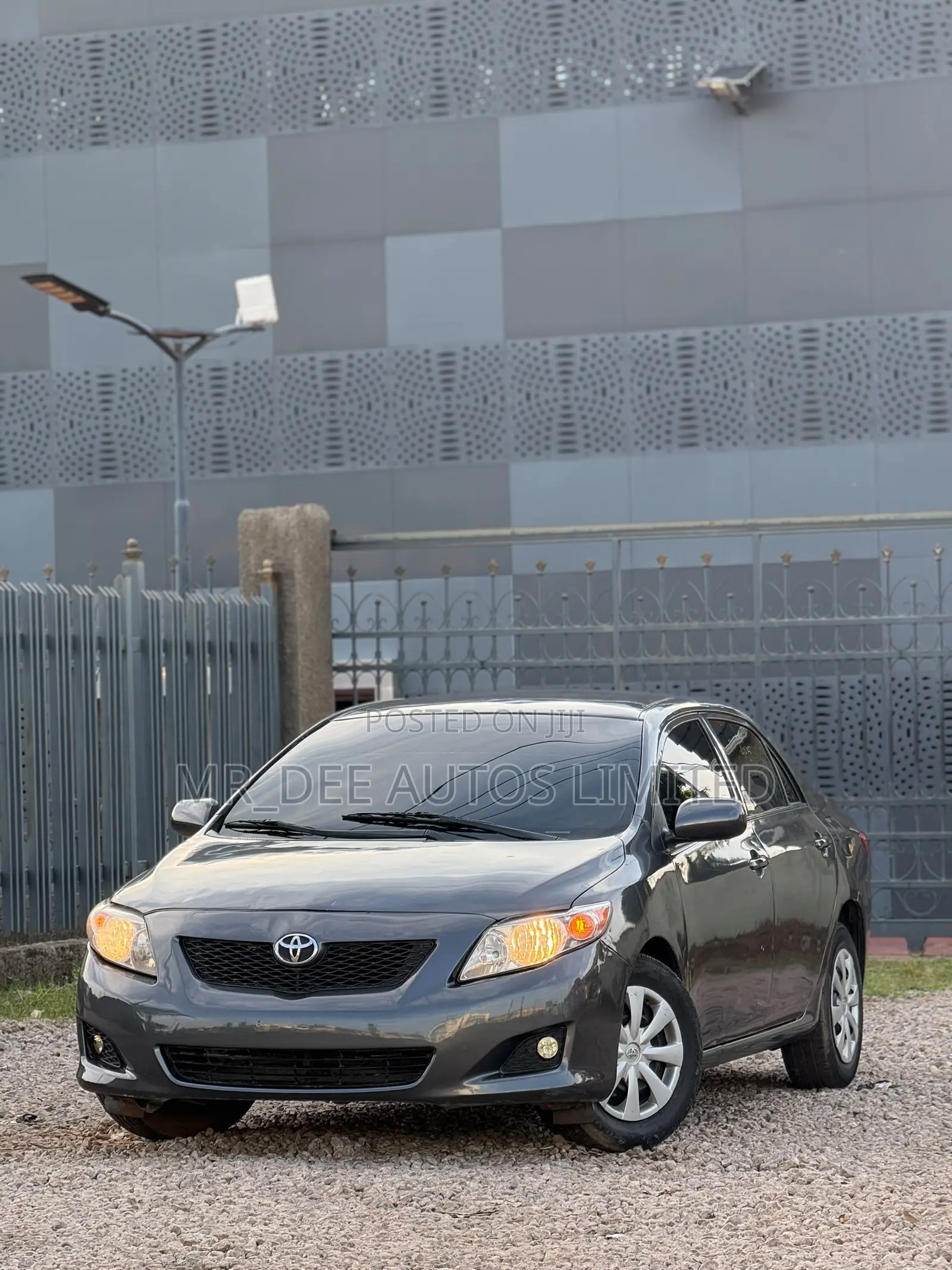 Toyota Corolla 2010 Gray