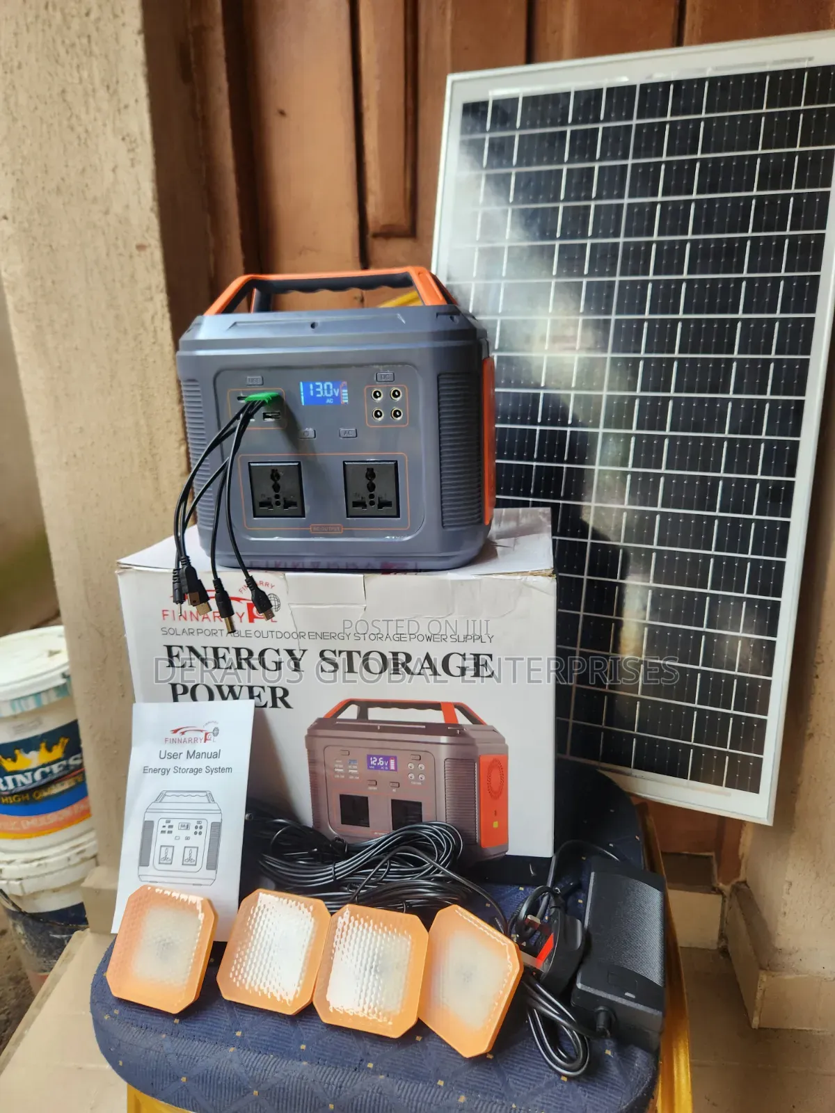 350W Solar Power Generator + 4 DC Bulbs