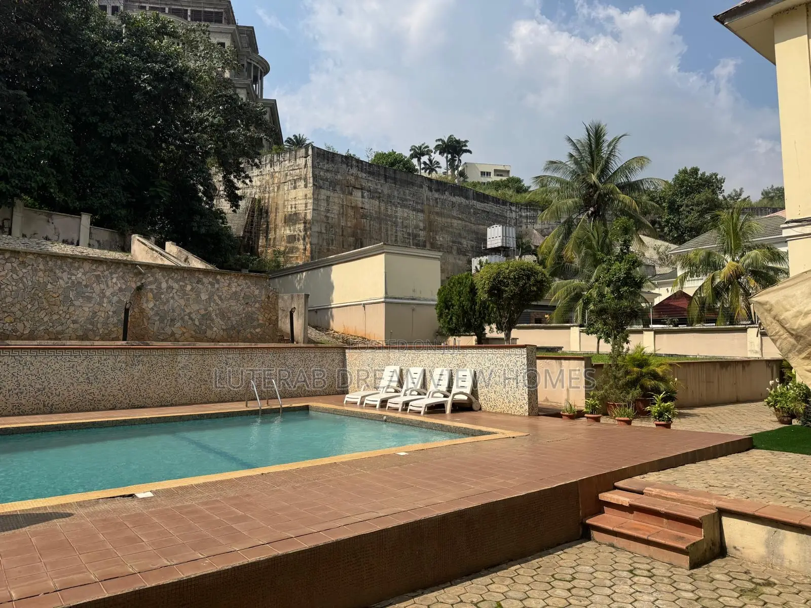 Furnished 2bdrm Apartment in Maitama Main for rent