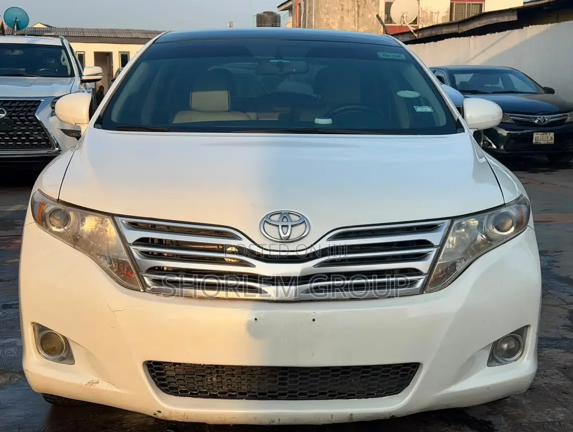 Toyota Venza 2010 White