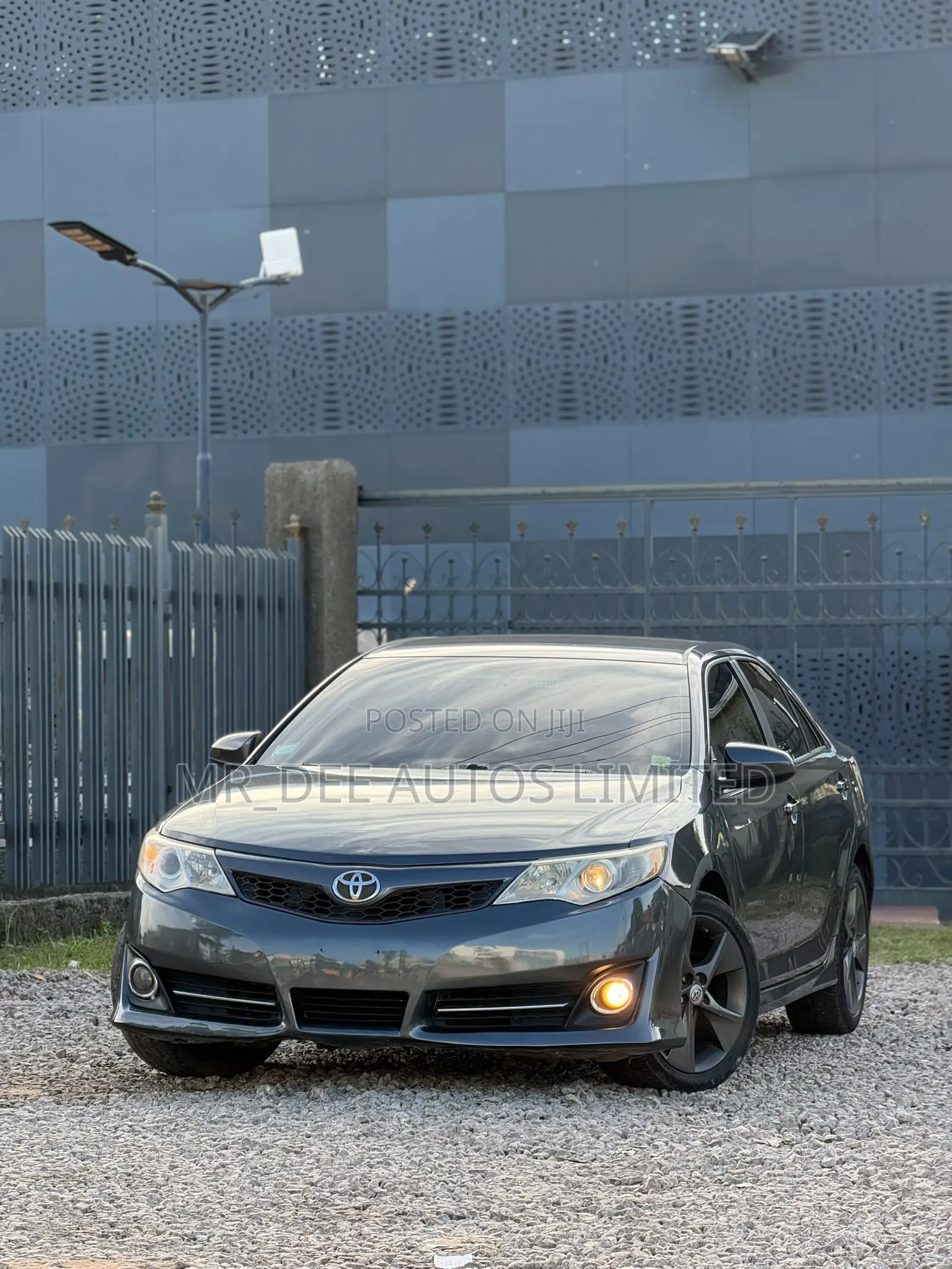 Toyota Camry 2013 Gray
