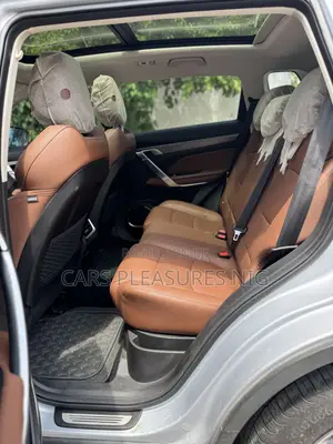 New Geely Azkarra 2025 Silver