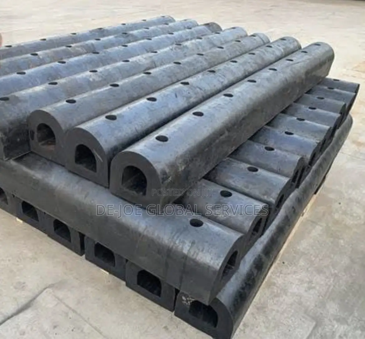 8-Inch × 4-Metre Hollow D-Type Marine Rubber Fender