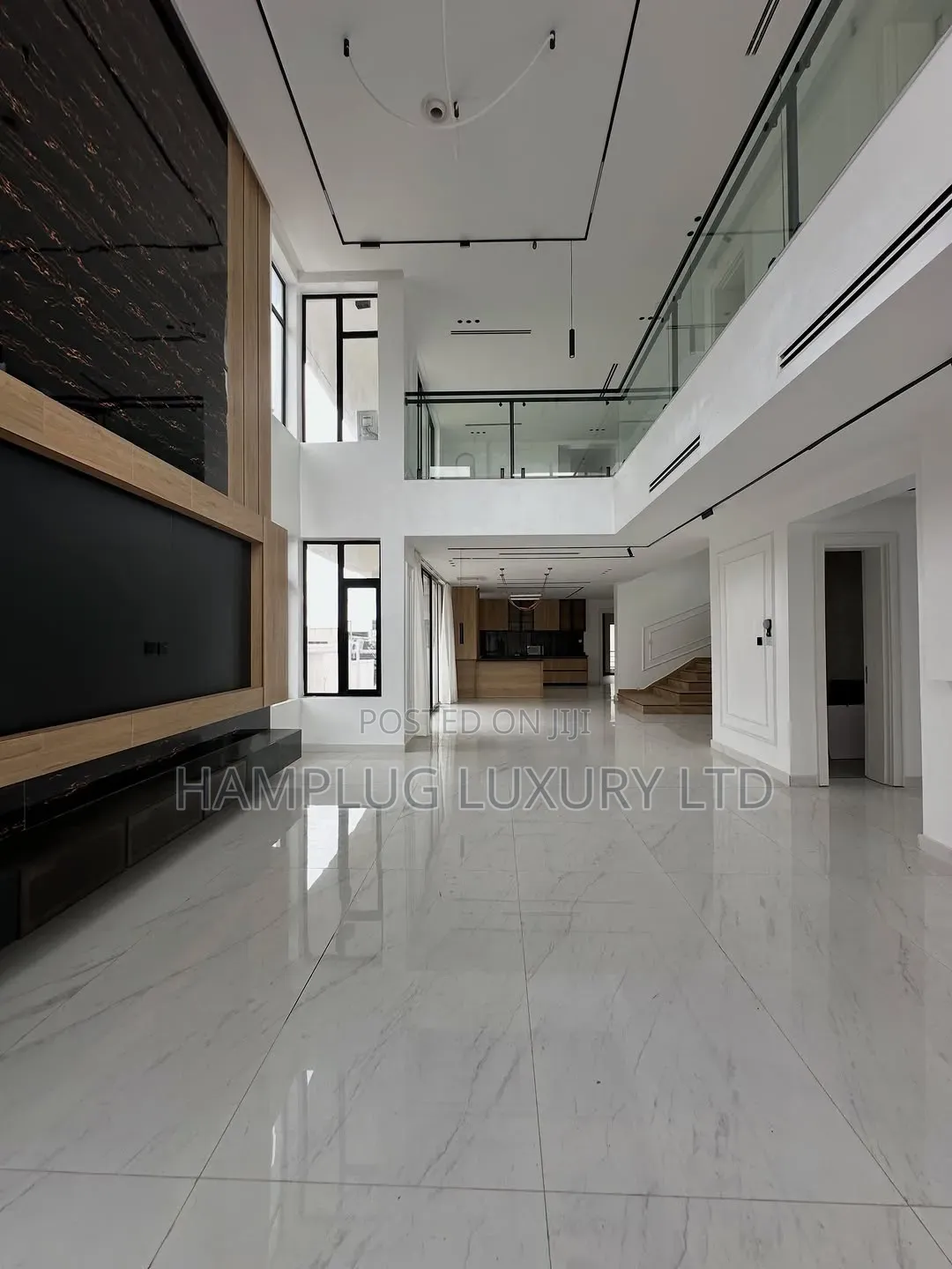 5bdrm Duplex in Apo Resettlement for sale