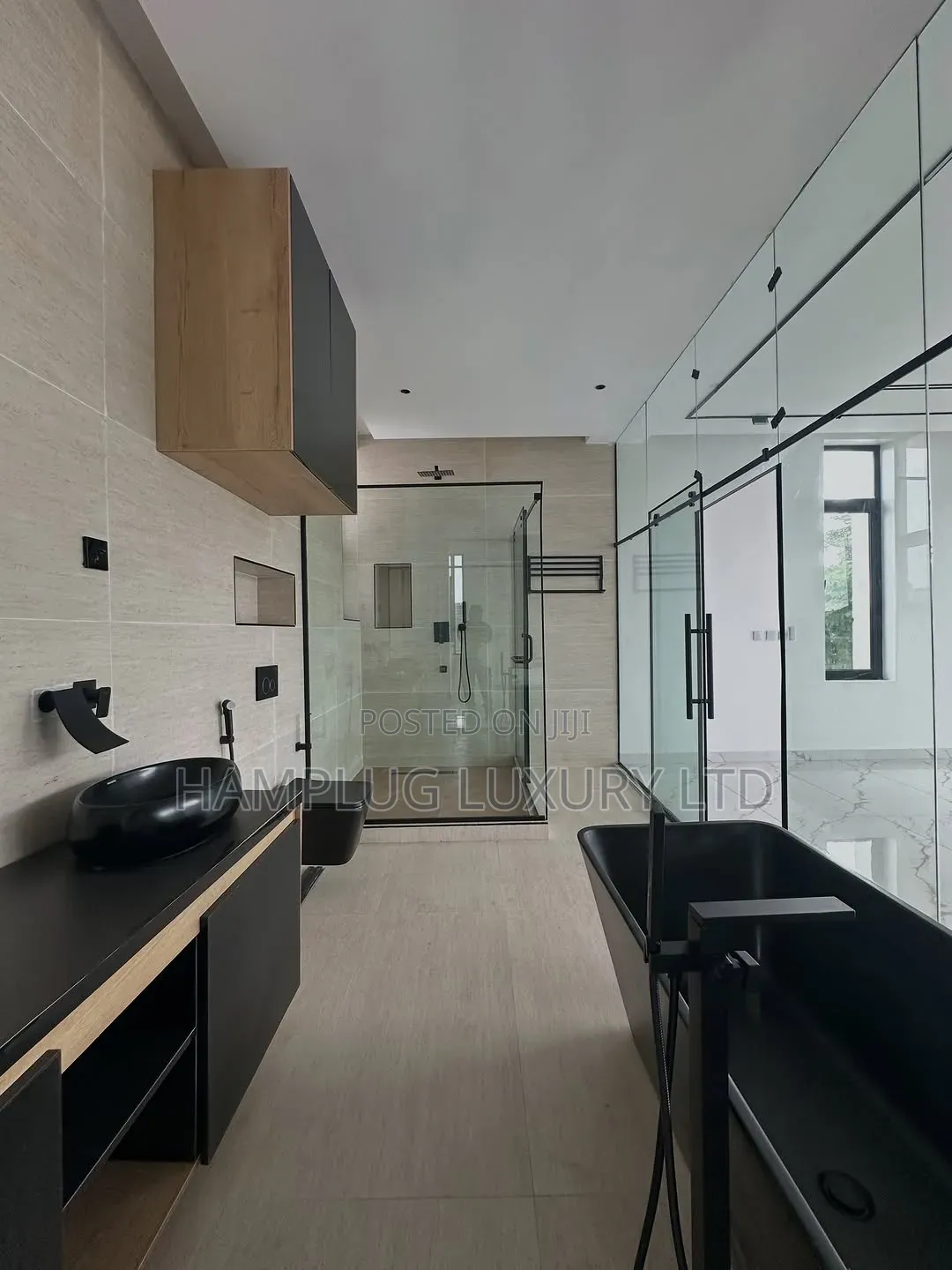 5bdrm Duplex in Apo Resettlement for sale