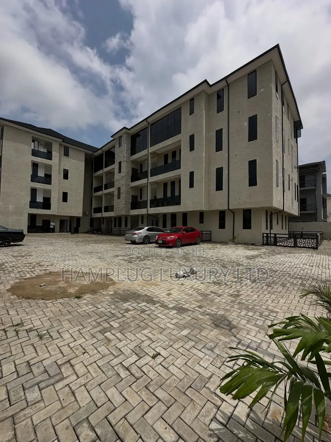 3bdrm Apartment in Jahi for sale