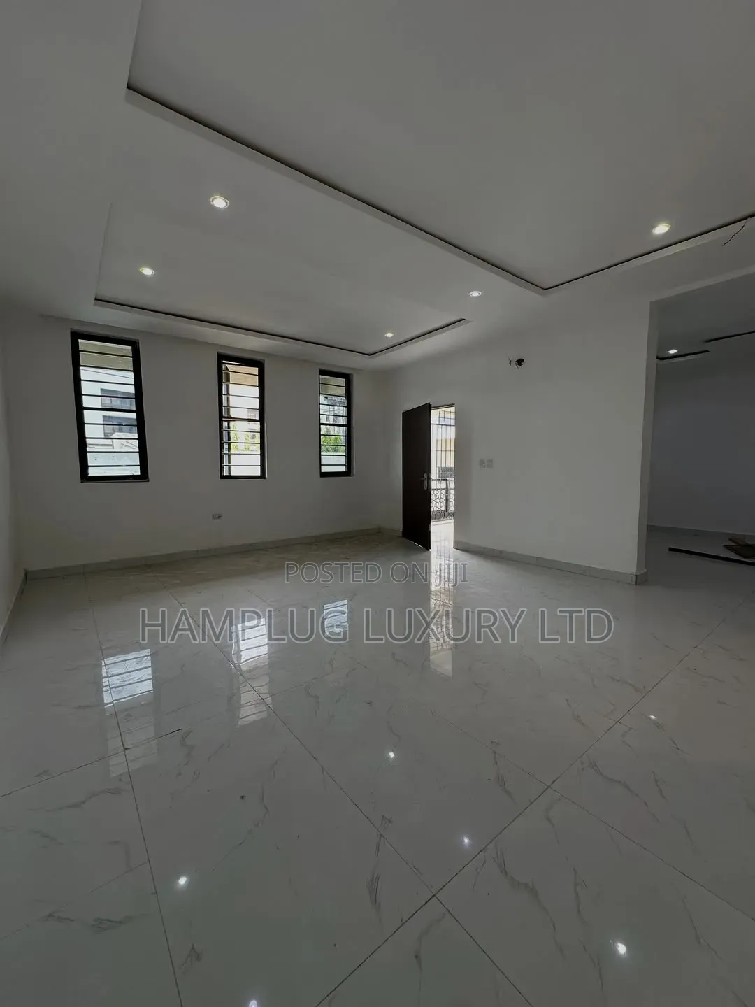 3bdrm Apartment in Jahi for sale