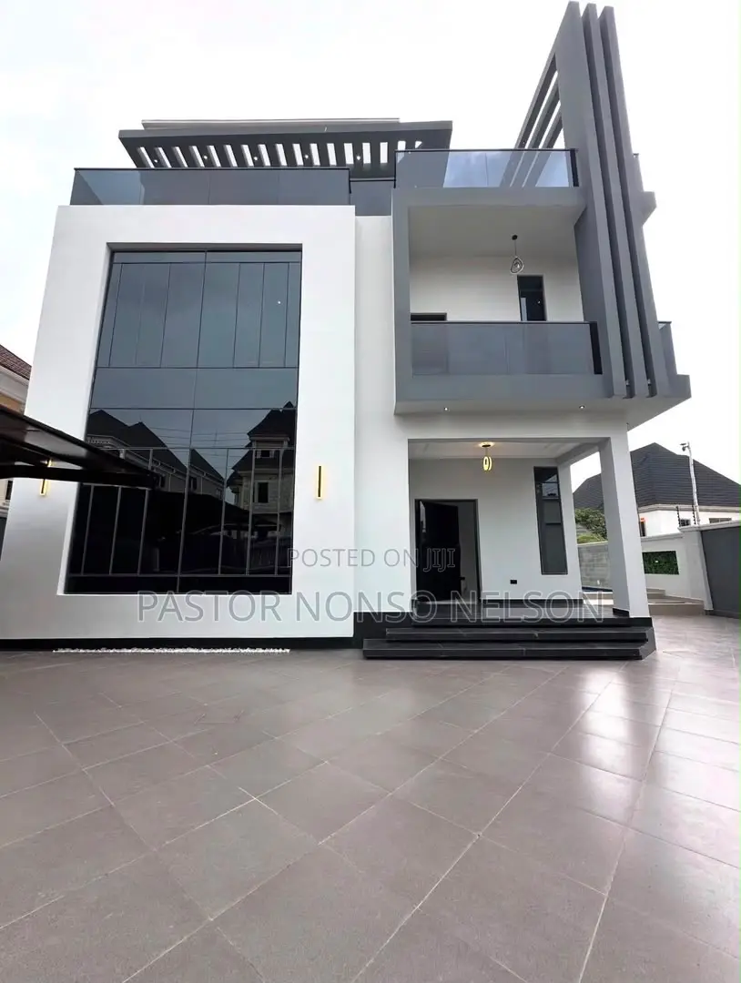 5bdrm Duplex in Apo - Resttlement, for sale
