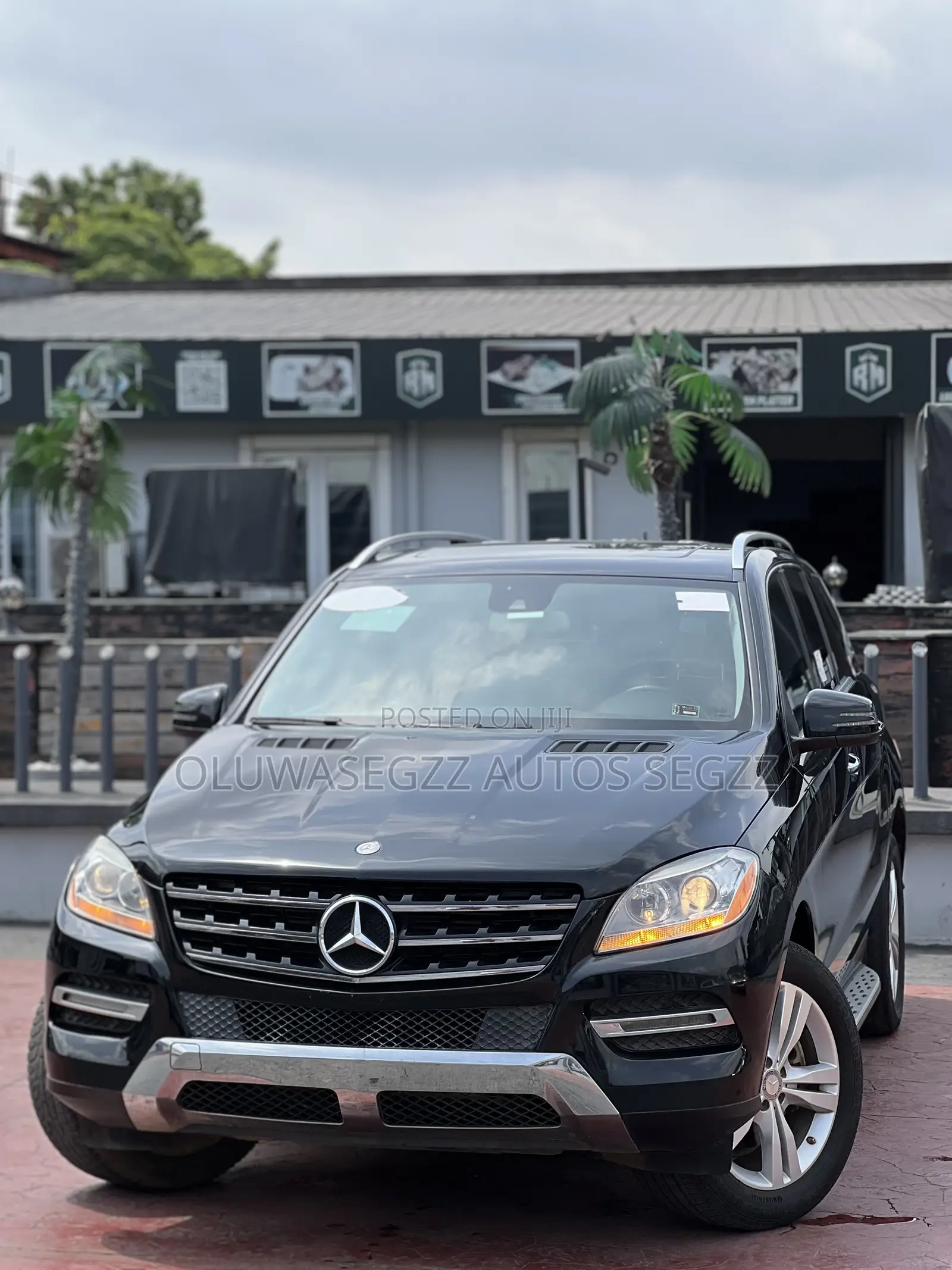 Mercedes-Benz M Class ML350 4dr SUV (3.5L 6cyl 7A) 2014 Black