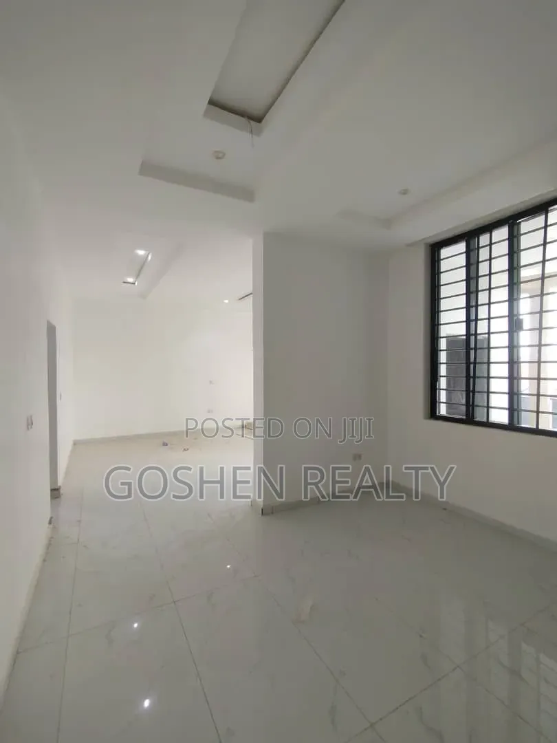 3bdrm Block of Flats in Jahi for rent