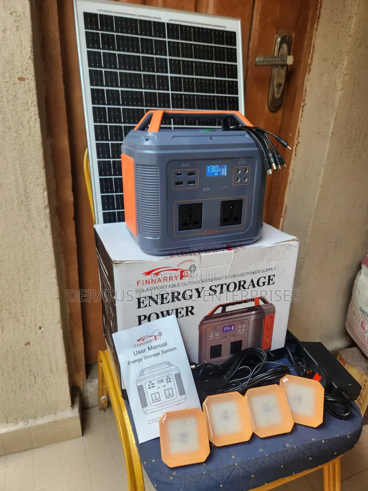350W Emergency Backup Power Station With Solar Panel