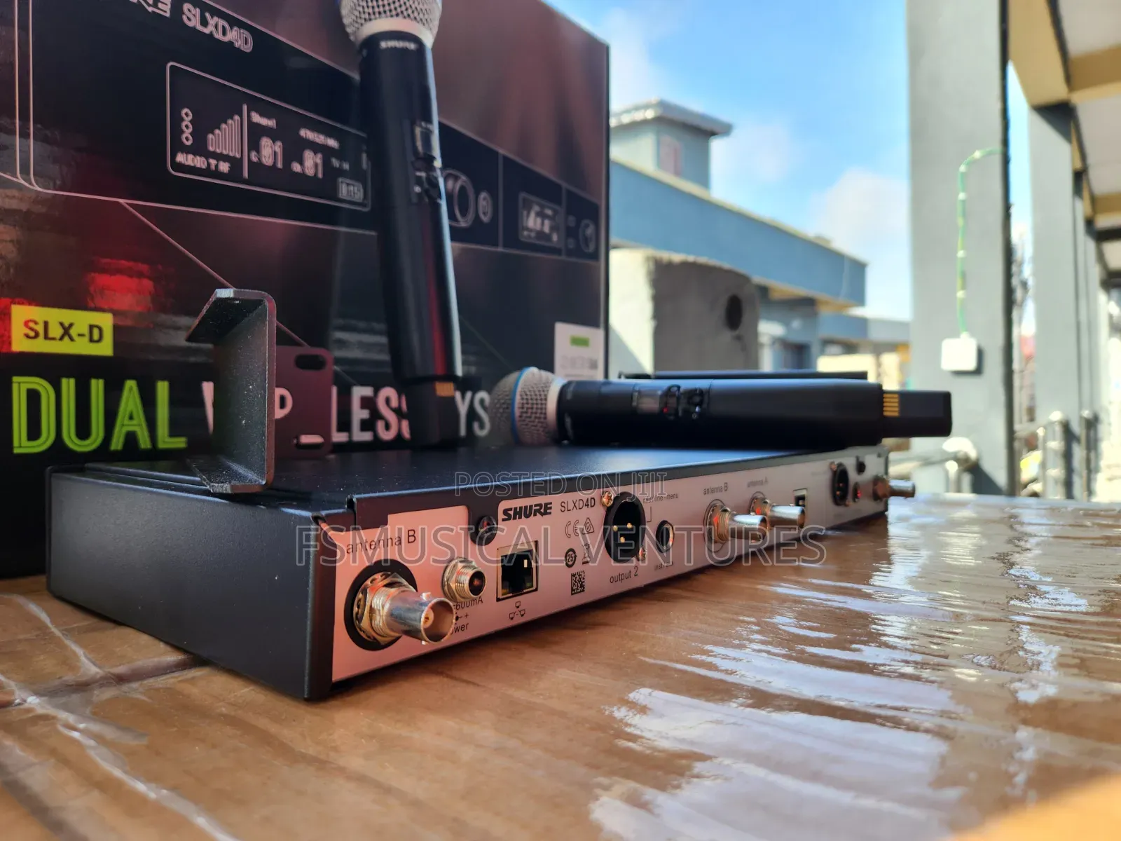 Original Shure SLX-D4-D Beta58a Digital Wireless Microphone System
