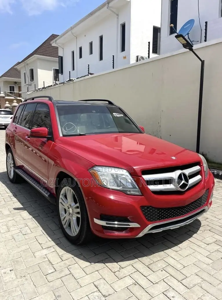 Mercedes-Benz GLK-Class 2015 Red