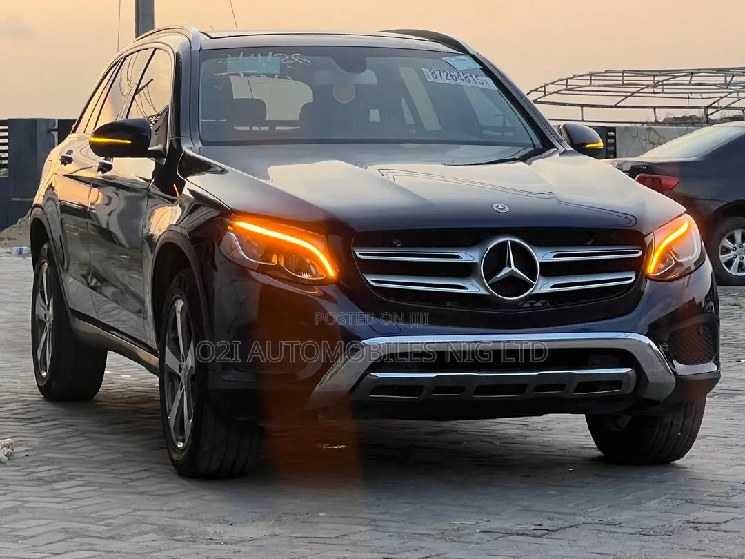 Mercedes-Benz GLC-Class 2019 Blue
