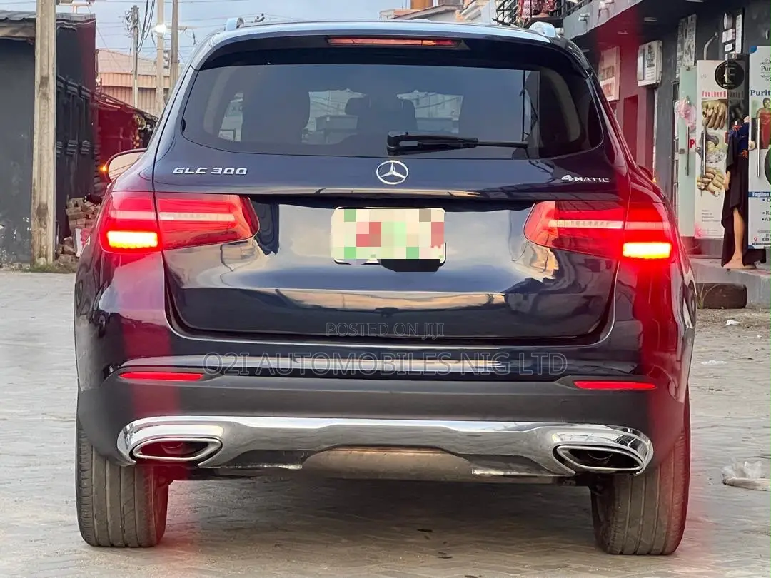 Mercedes-Benz GLC-Class 2019 Blue