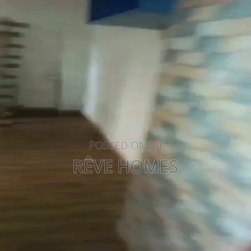 Mini Flat in Adekunle for rent