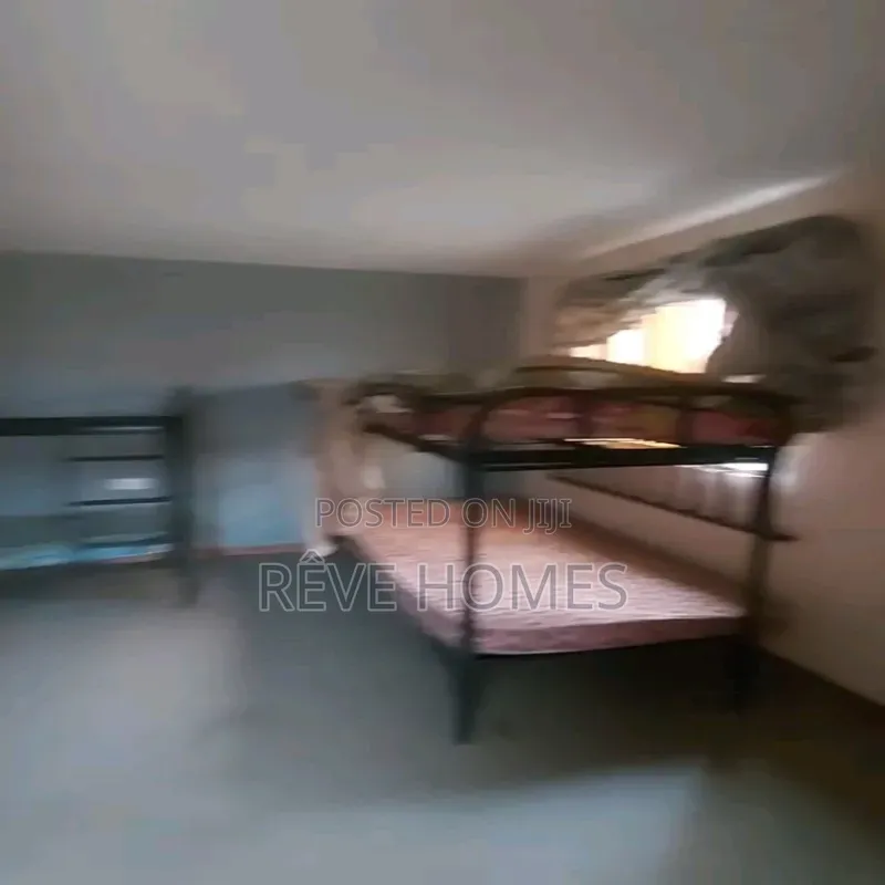 Studio Apartment in Adekunle for rent