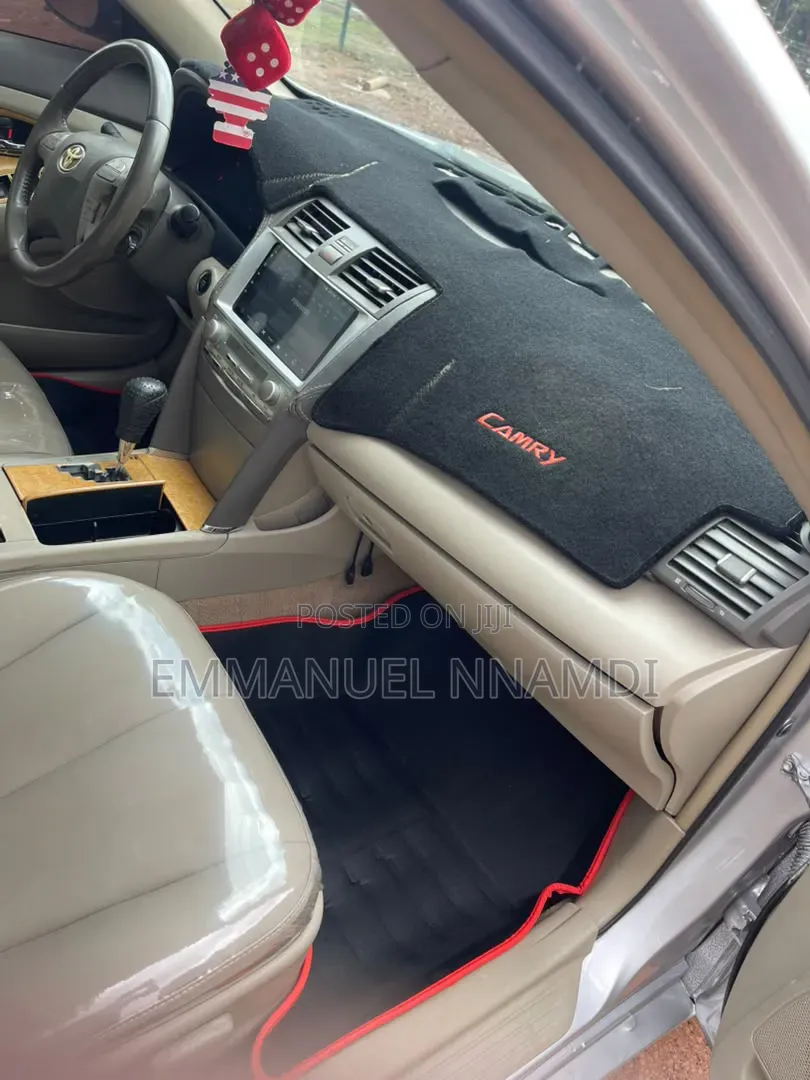 Toyota Camry 2008 Silver