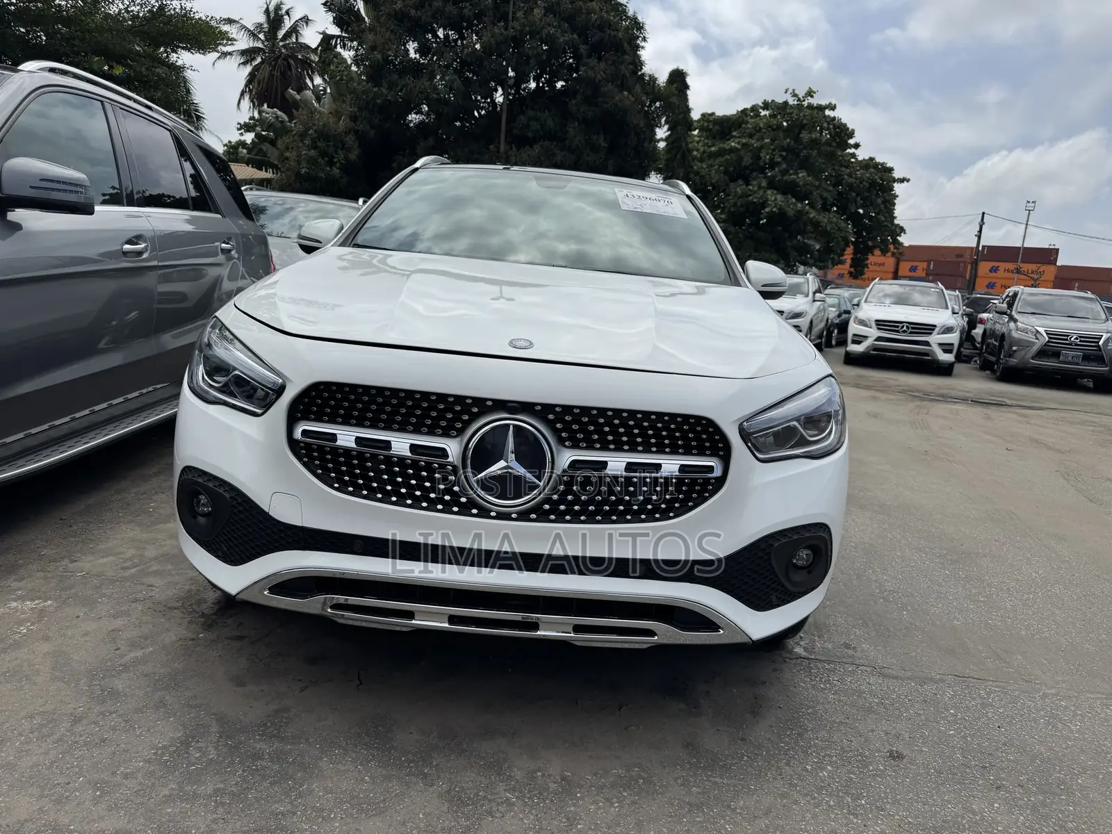 Mercedes-Benz GLA 250 2022 White