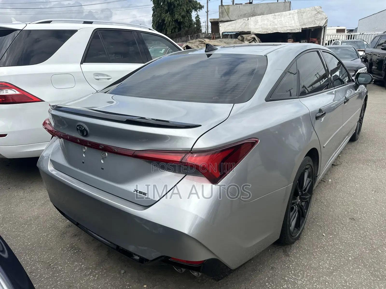 Toyota Avalon 2021 Silver
