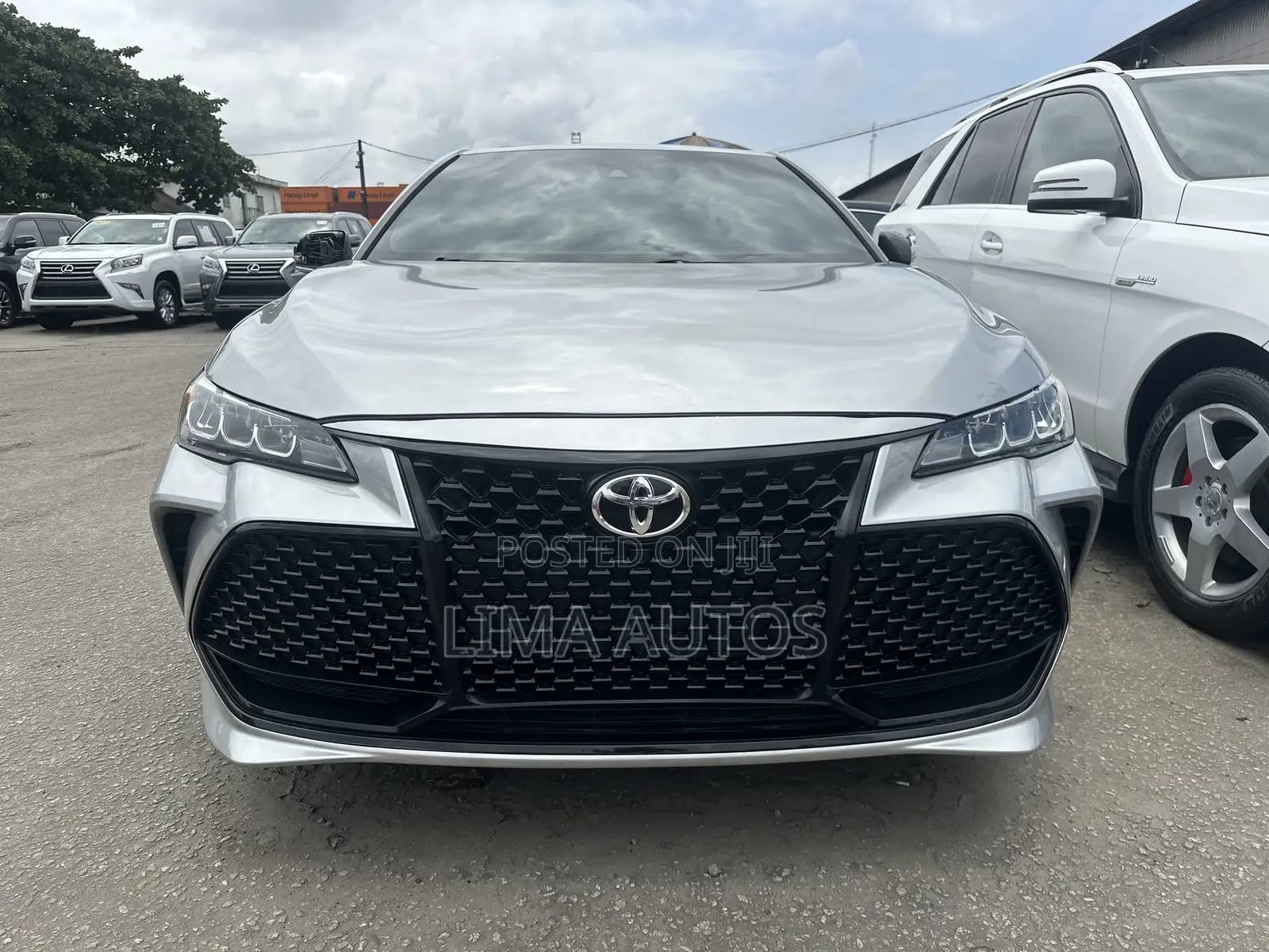 Toyota Avalon 2021 Silver