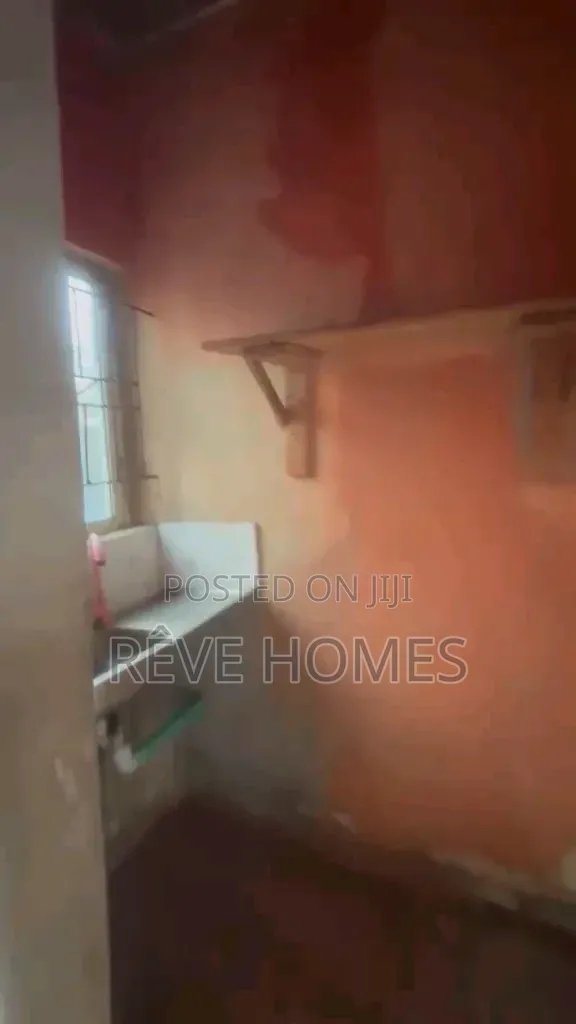 Studio Apartment in Bariga / Shomolu for rent