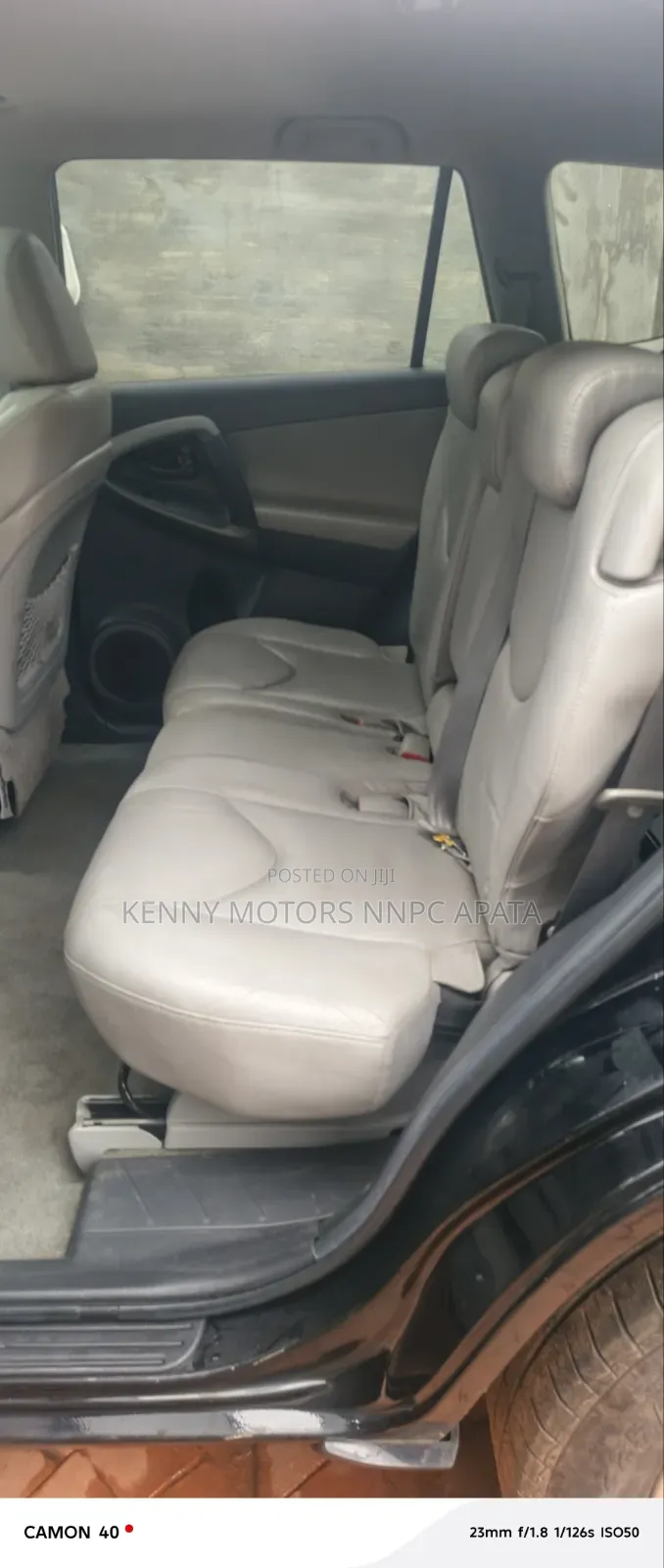 Toyota RAV4 2011 Black