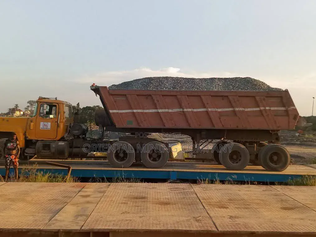 Iron Black Chippings Mixed Aggregate Call