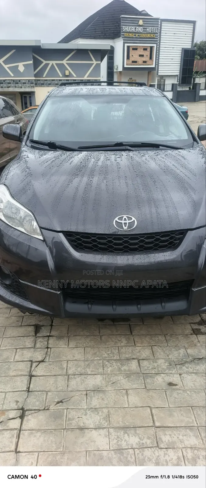 Toyota Matrix 2010 Gray