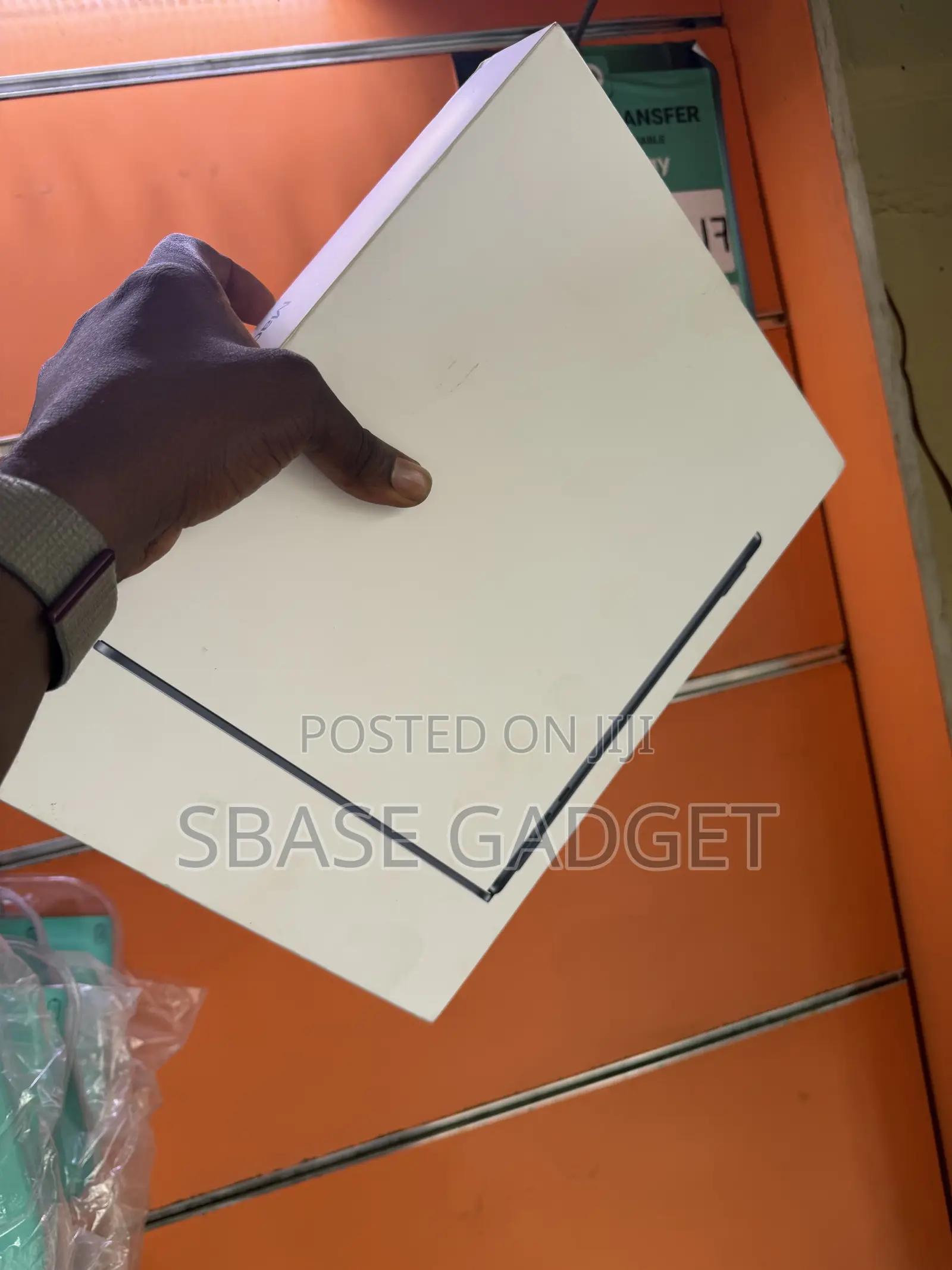 New Laptop Apple MacBook Air 2026 M5 16GB Apple M5 SSD 512GB