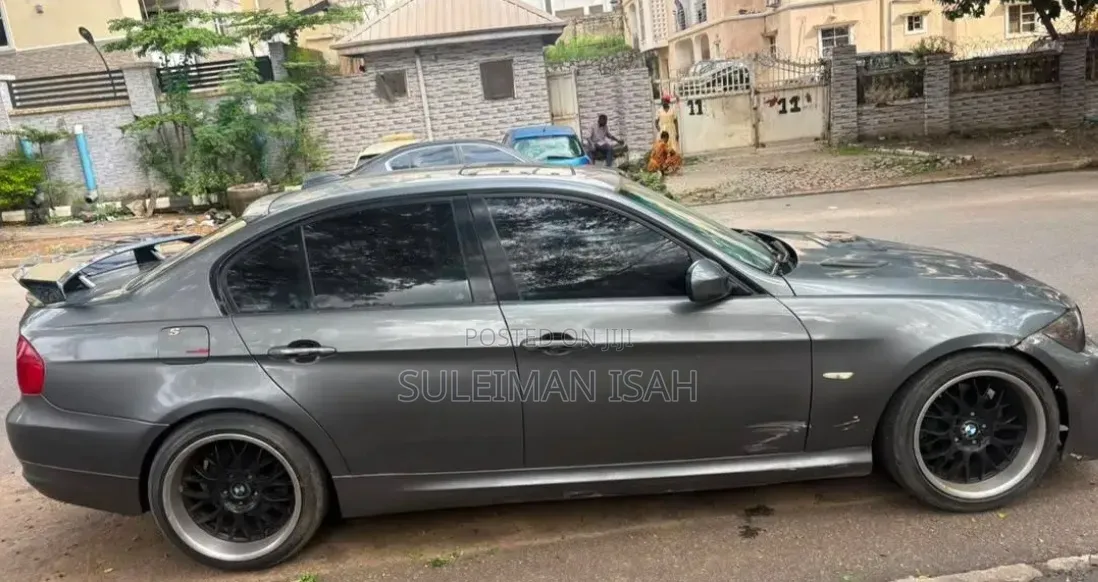 BMW 328i 2010 Gray