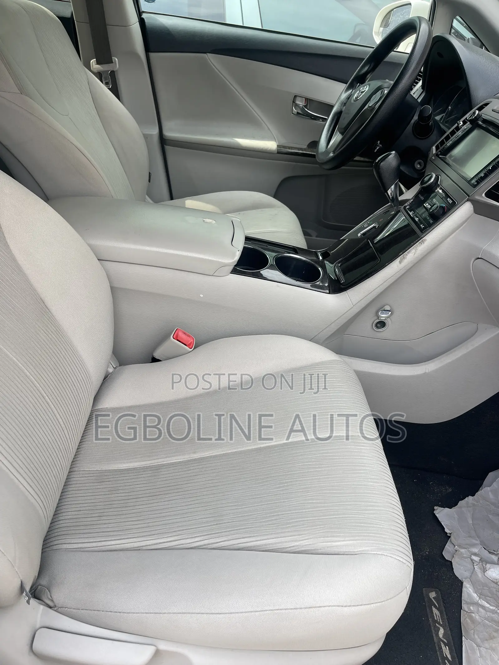 Toyota Venza LE 2014 White