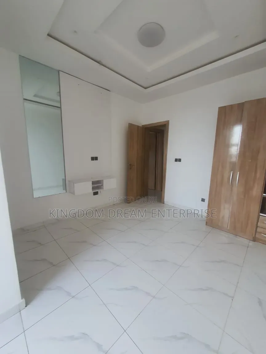 5bdrm Duplex in Orchid Lekki Lagos for sale