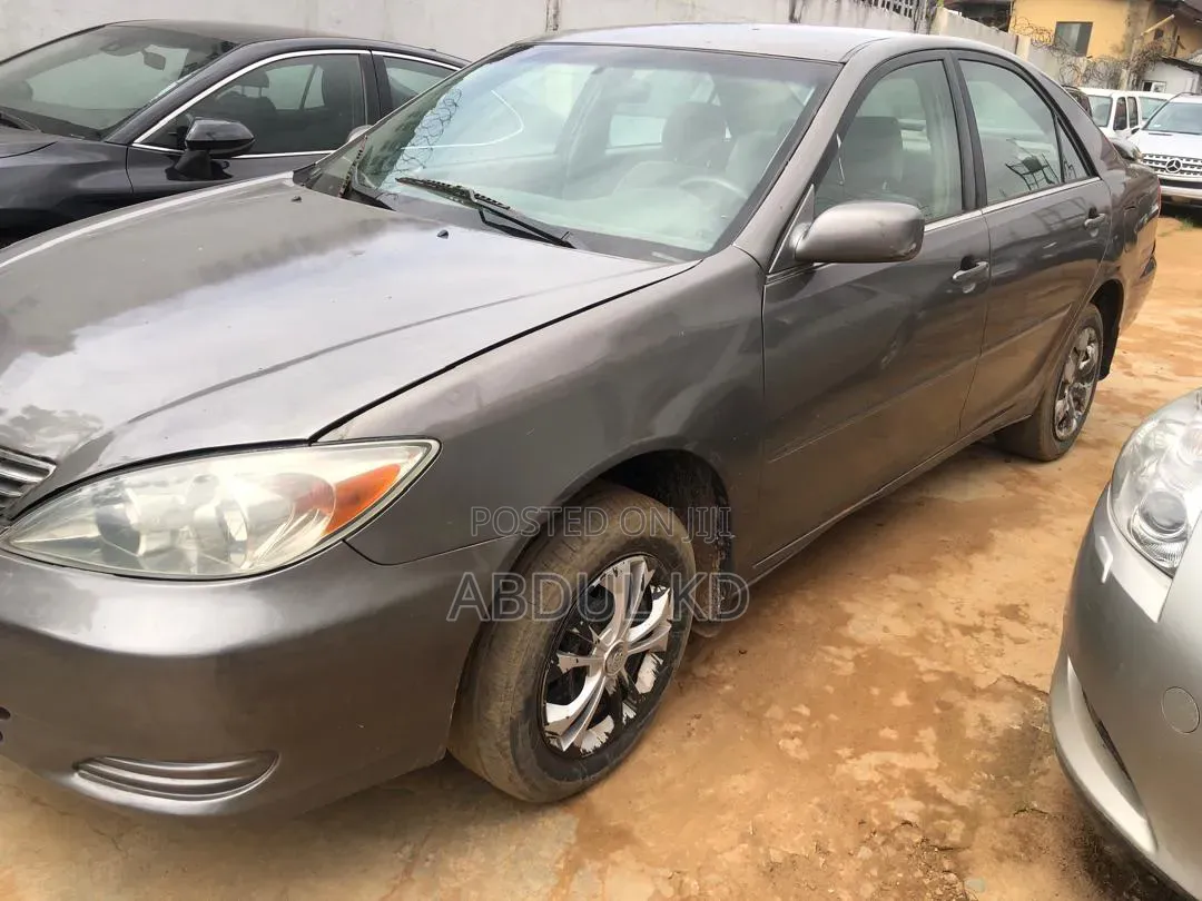 Toyota Camry 2003 Silver