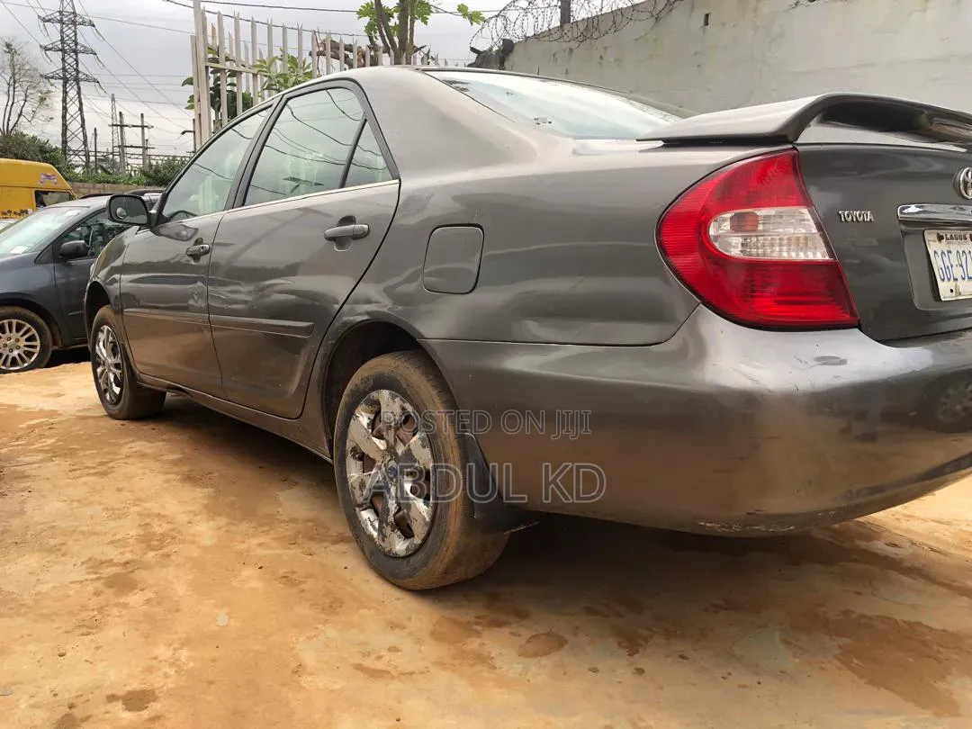 Toyota Camry 2003 Silver