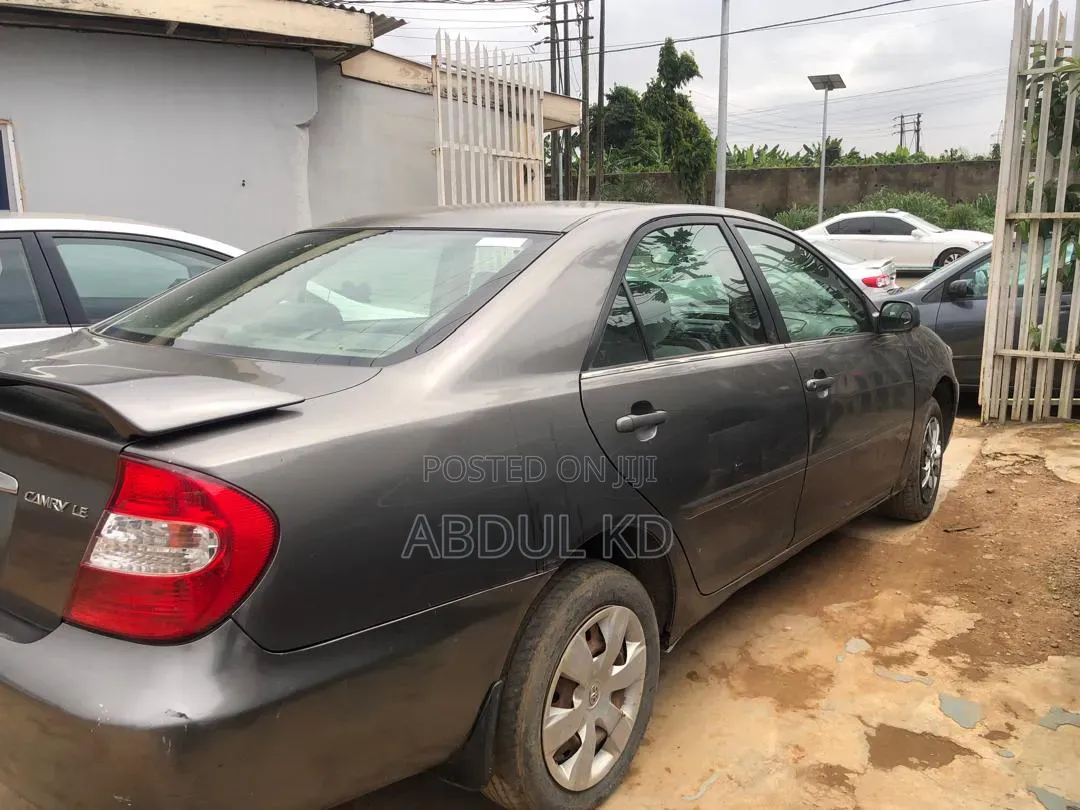 Toyota Camry 2003 Silver