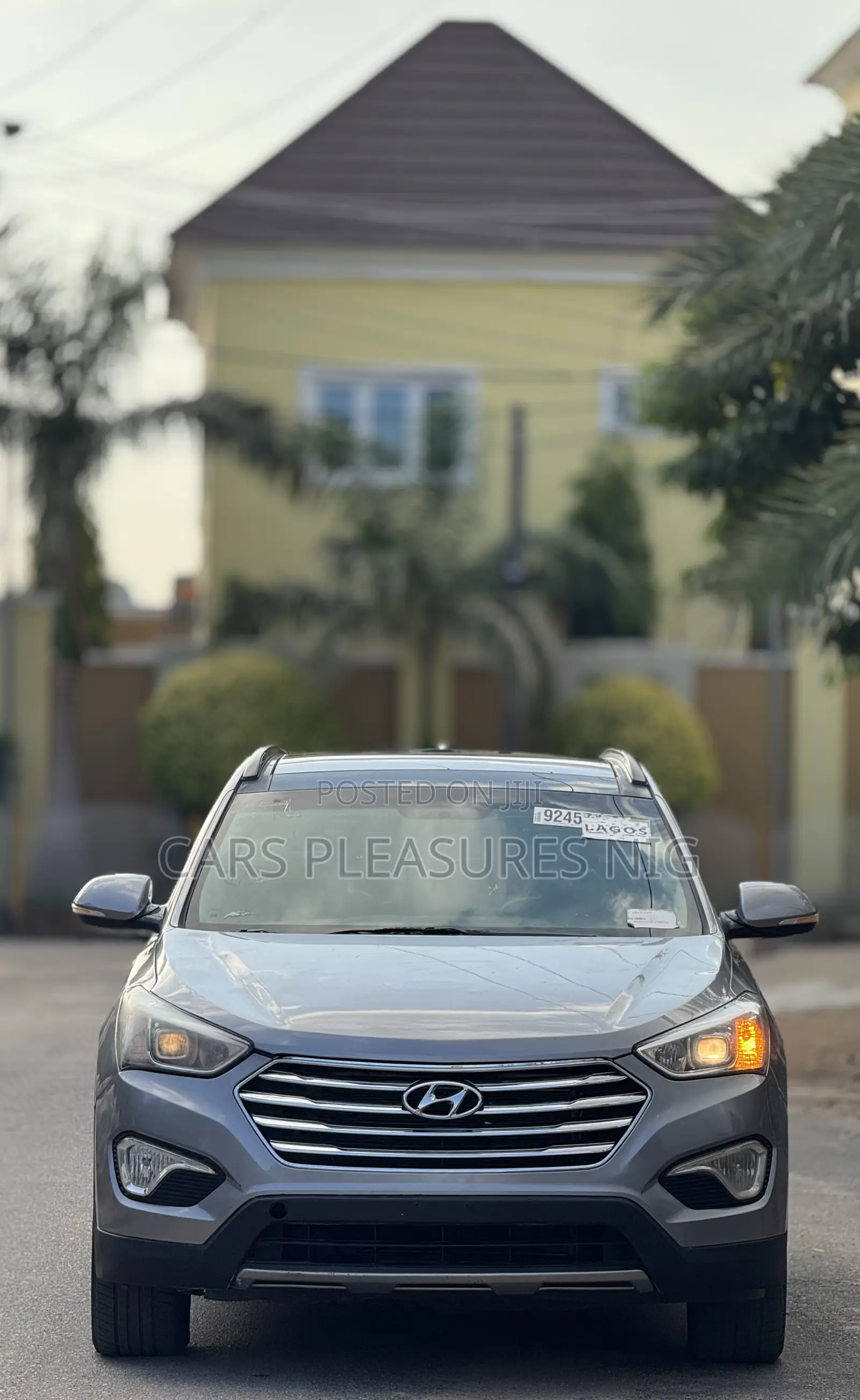 Hyundai Santa Fe Limited w/Saddle Interior 4dr SUV AWD (3.3L 6cyl 6A)
