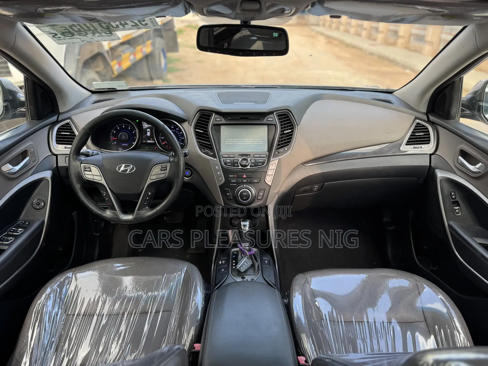 Hyundai Santa Fe Limited w/Saddle Interior 4dr SUV AWD (3.3L 6cyl 6A)