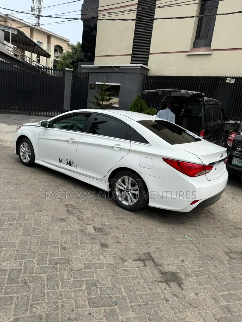 Hyundai Sonata Limited 2.0T Sedan (2.0L 4cyl 6A) 2013 White