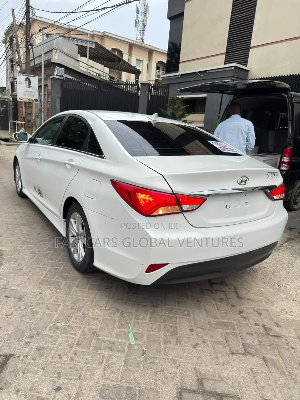 Hyundai Sonata Limited 2.0T Sedan (2.0L 4cyl 6A) 2013 White