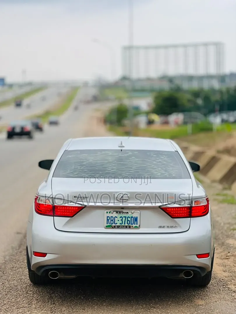 Lexus ES 2015 Silver