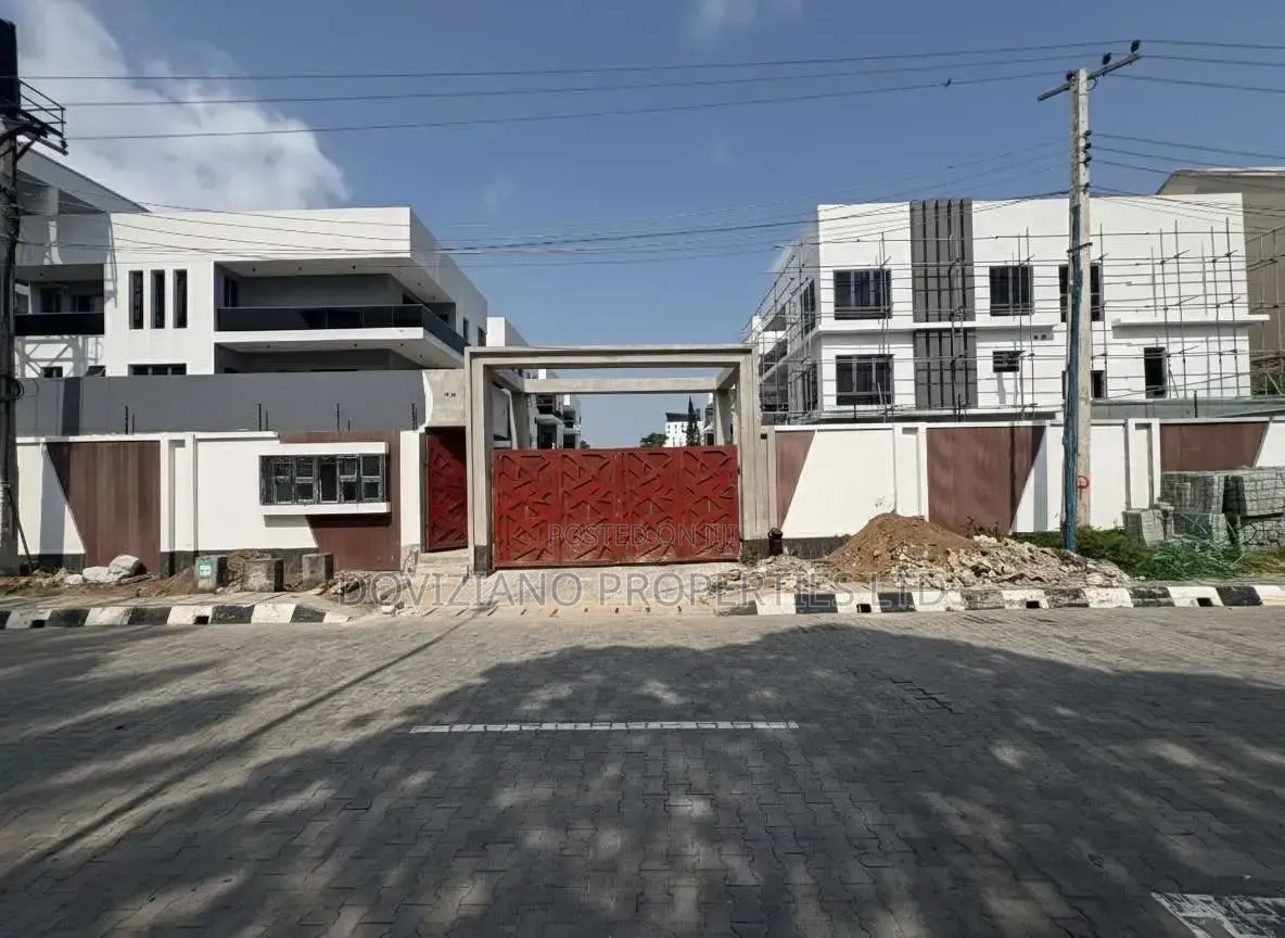 6bdrm Duplex in Old Ikoyi for sale