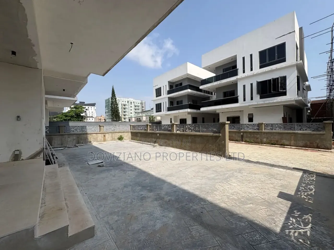 6bdrm Duplex in Old Ikoyi for sale